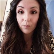 Diplomata in scienze umane impartisce lezioni di lingua inglese